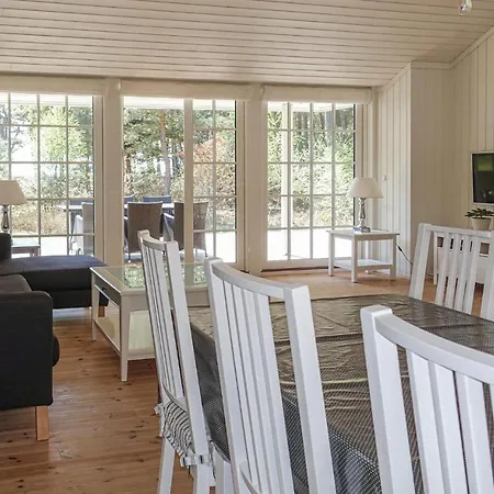 3 Bedroom Gorgeous In *